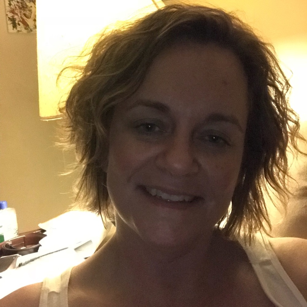 Meet your Posher, Lorrie